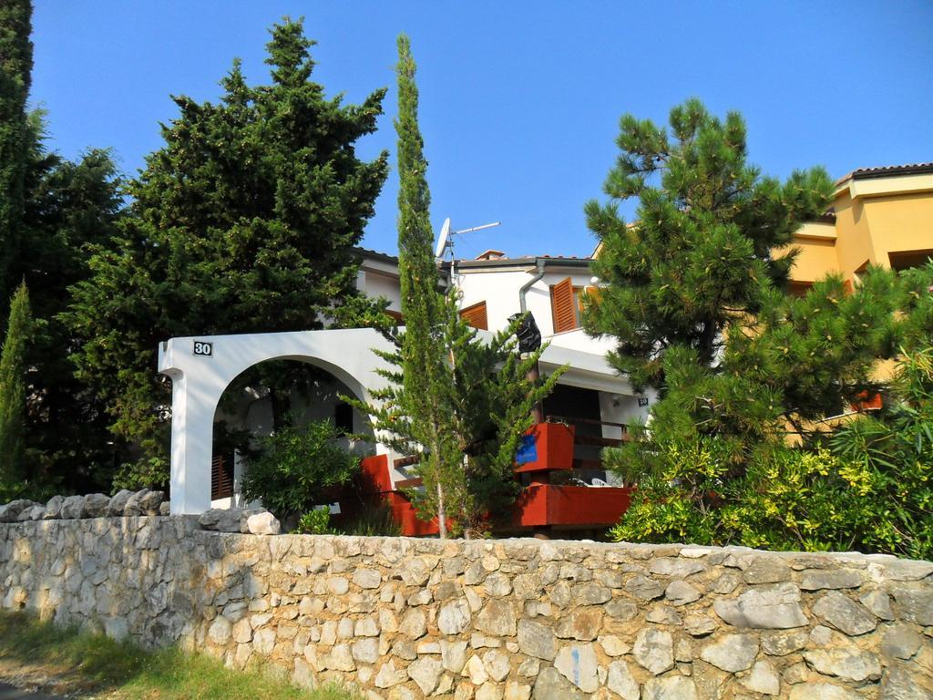 Apartments Olea Baska  Luaran gambar